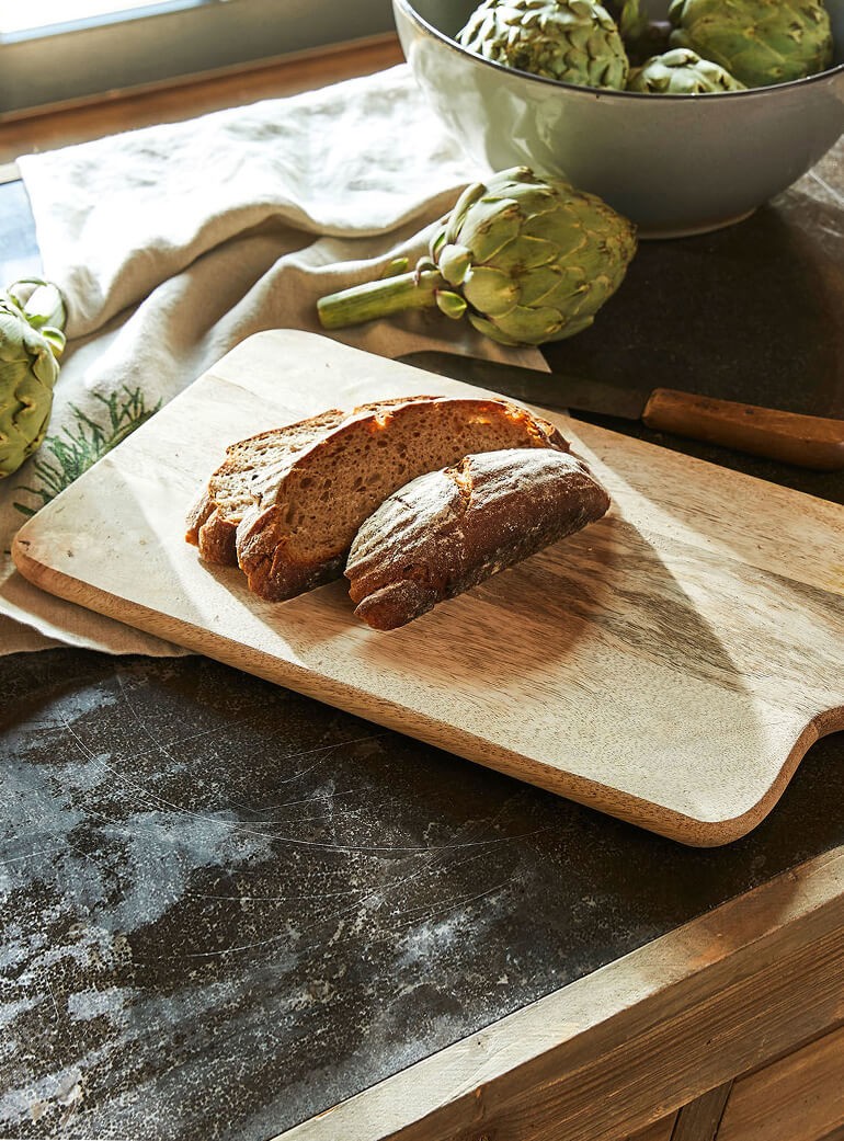 Planche à pain ronde en bois avec poignée pour la préparation des